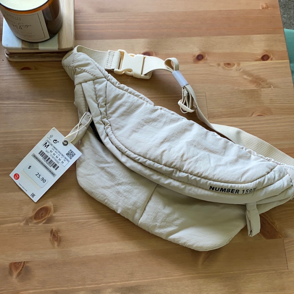 Zara Fanny pack